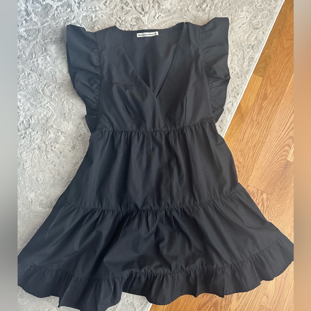 Abercrombie black dress size M